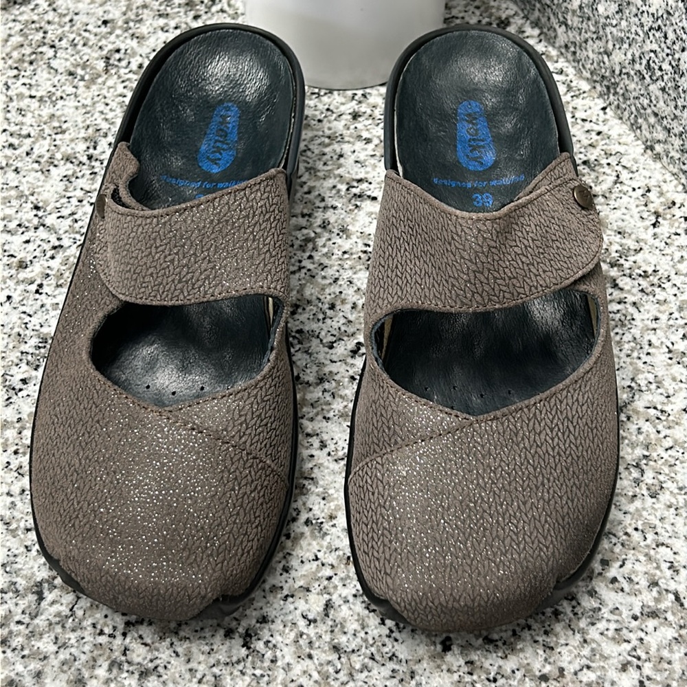 Wolky Up Cut Out Mary Jane Clog